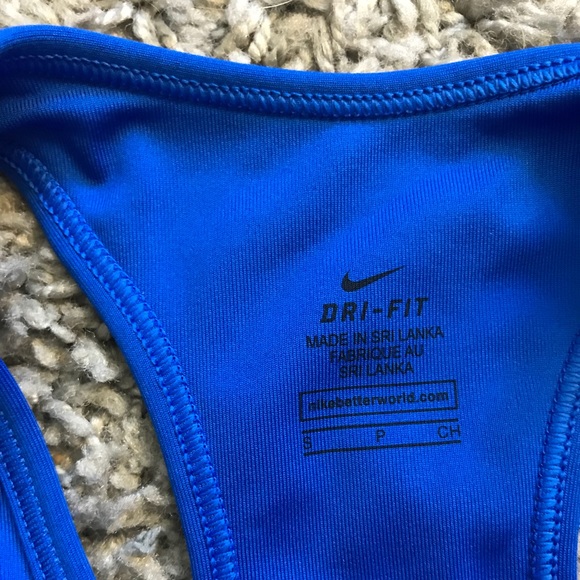 Nike Sports Bra - Picture 3 of 4